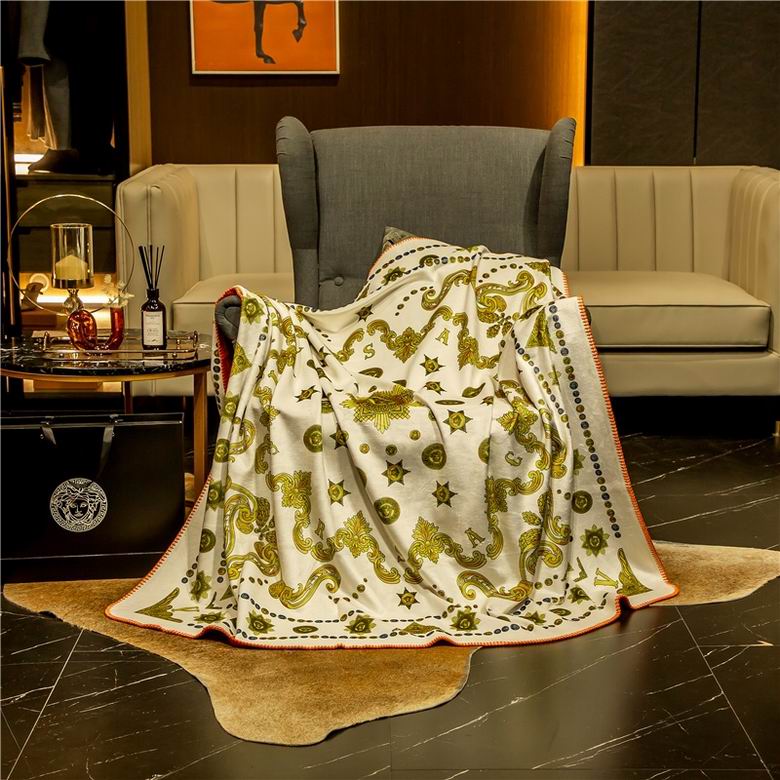 Versace 1.5x1.5m 1.5x2.0m 2.0x2.3m 39