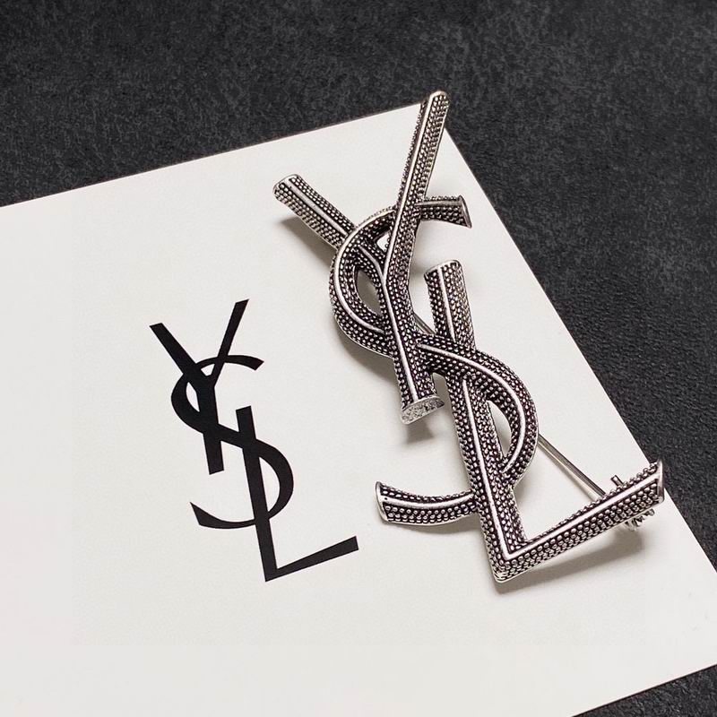 YSL Brooch 9lyr23