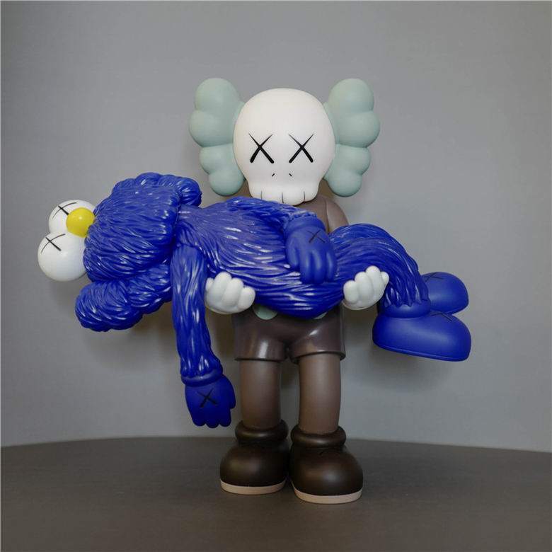 Kaws 35x15x35cm  2.6kg 35
