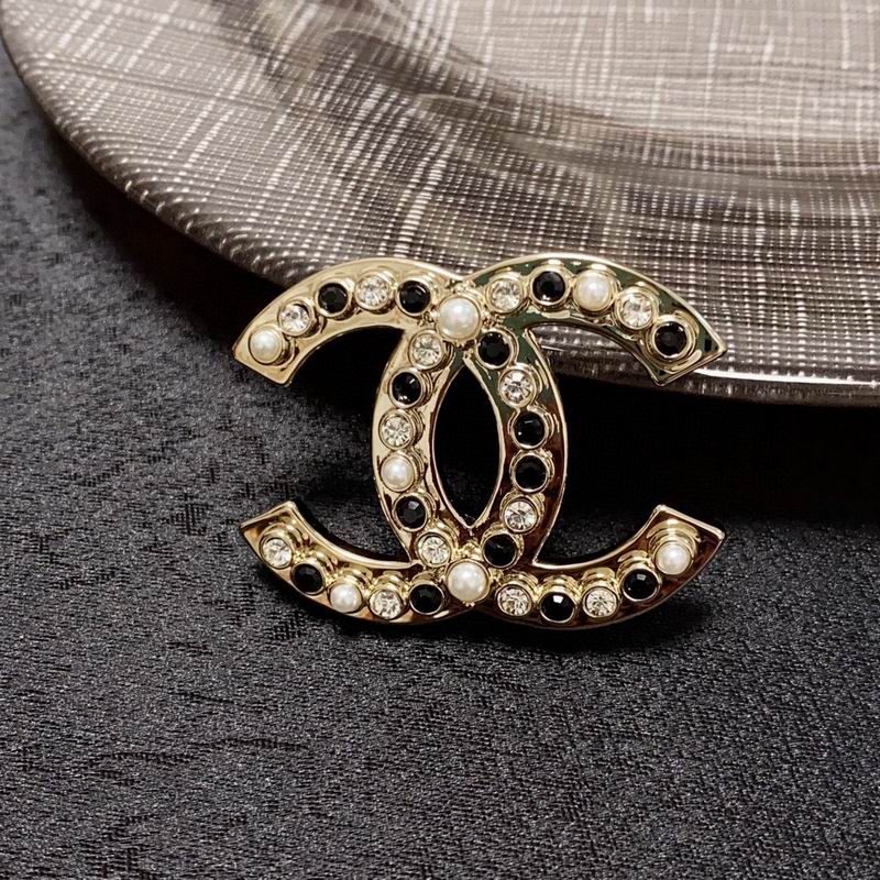 Chanel Brooch 1lyx74
