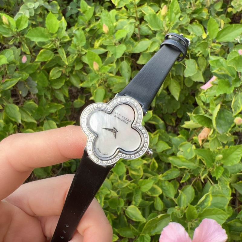 Van Cleef & Arpels 27mm 032805