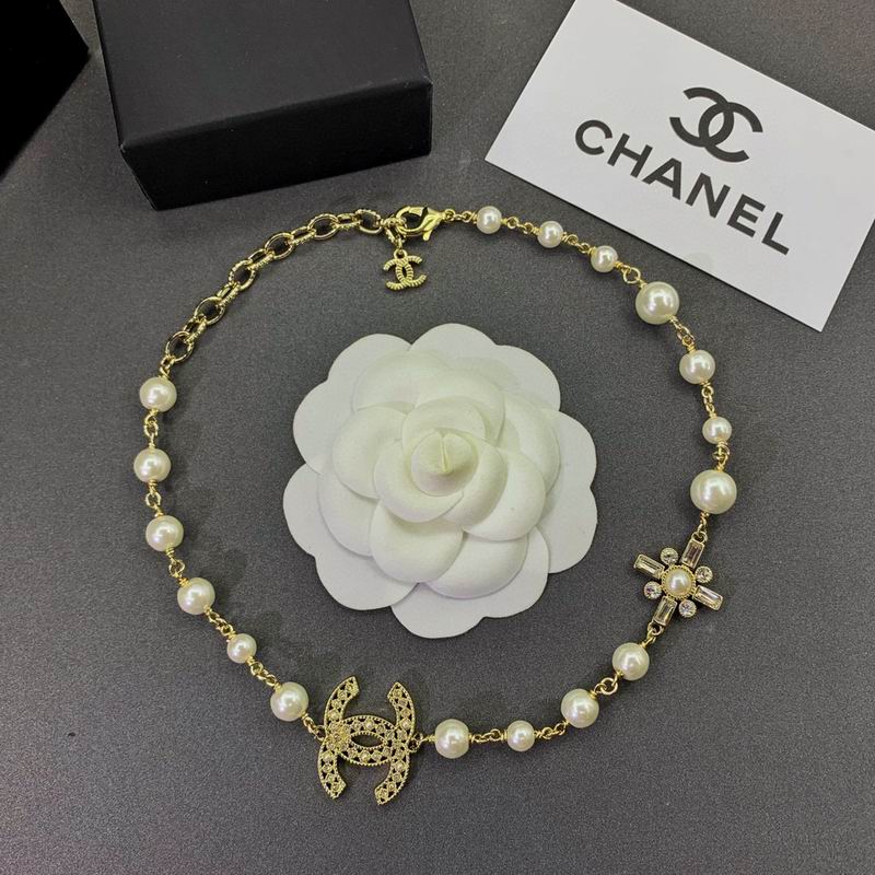 Chanel necklace 1lyx176