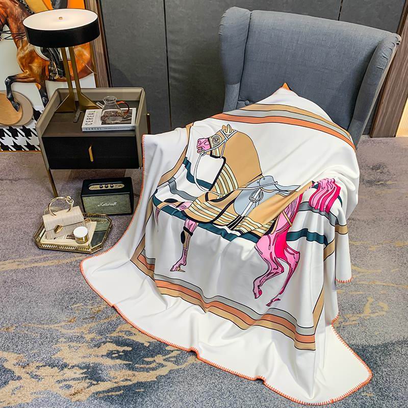 Hermes 1.5x1.5m 1.5x2m 2x2.3m n02