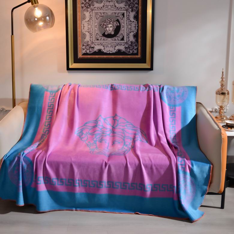 Versace 1.5x1.5m 1.5x2.0m 2.0x2.3m 05