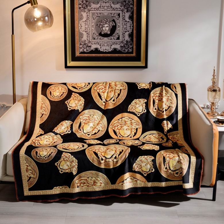 Versace 1.5x1.5m 1.5x2.0m 2.0x2.3m 07