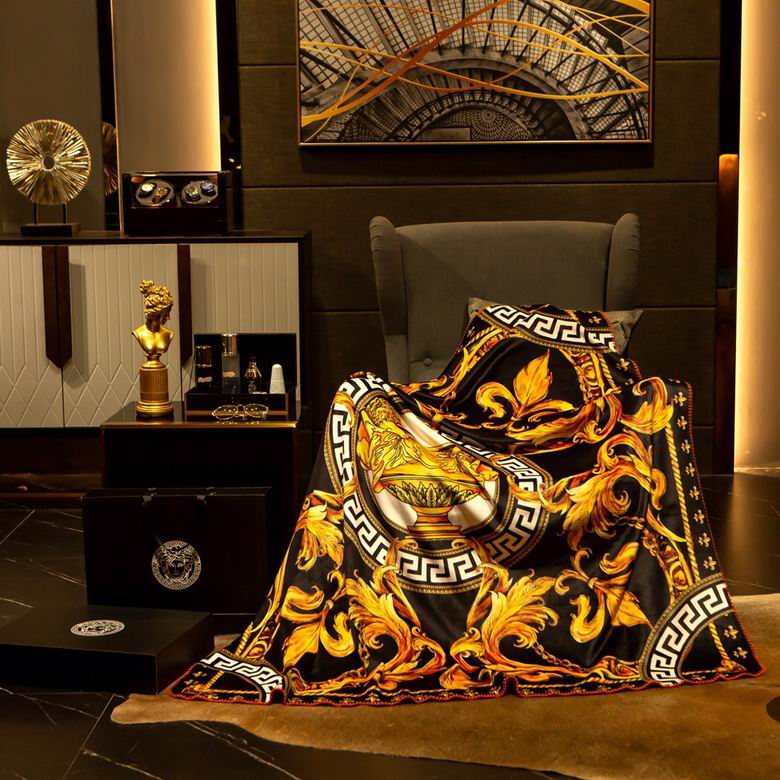 Versace 1.5x1.5m 1.5x2.0m 2.0x2.3m 21