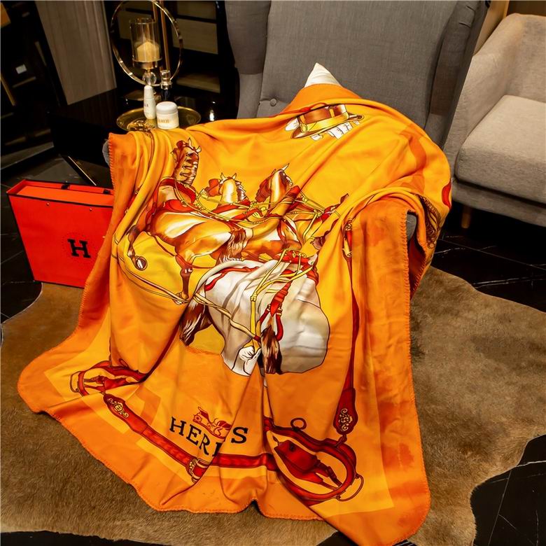 Hermes 1.5x1.5m 1.5x2.0m 2.0x2.3m 27