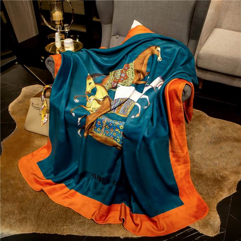 Hermes 1.5x1.5m 1.5x2.0m 2.0x2.3m 28