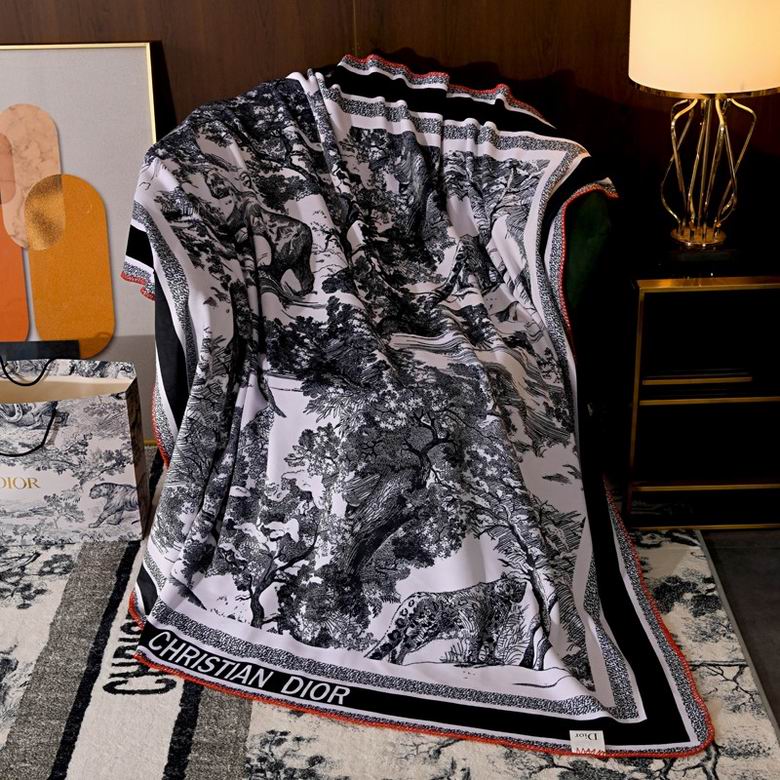 Dior 1.5x1.5m 1.5x2m 2x2.3m 06