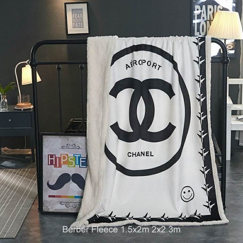 Chanel 1.5x2m 2x2.3m n36