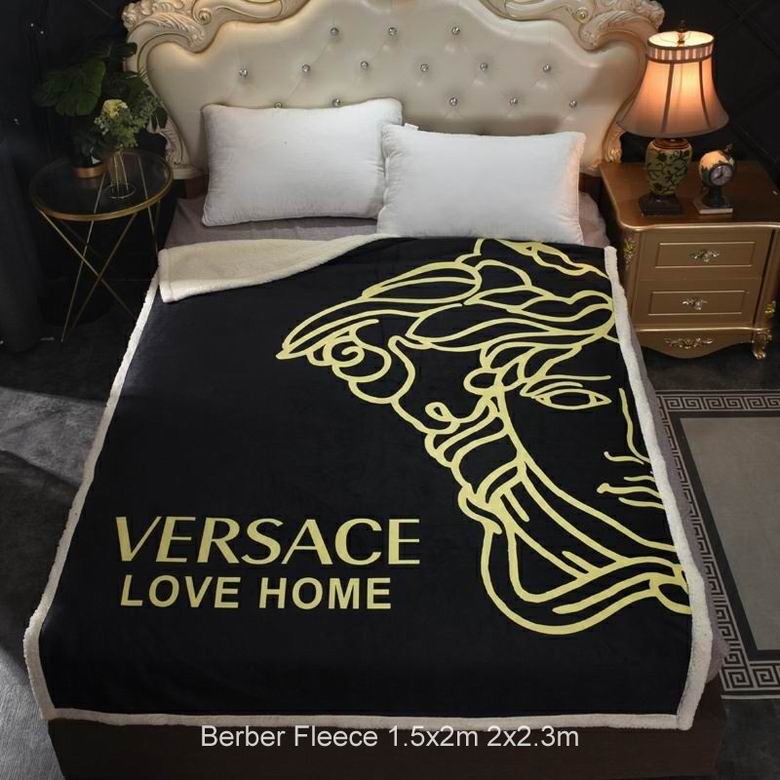 Versace 1.5x2m 2x2.3m n04