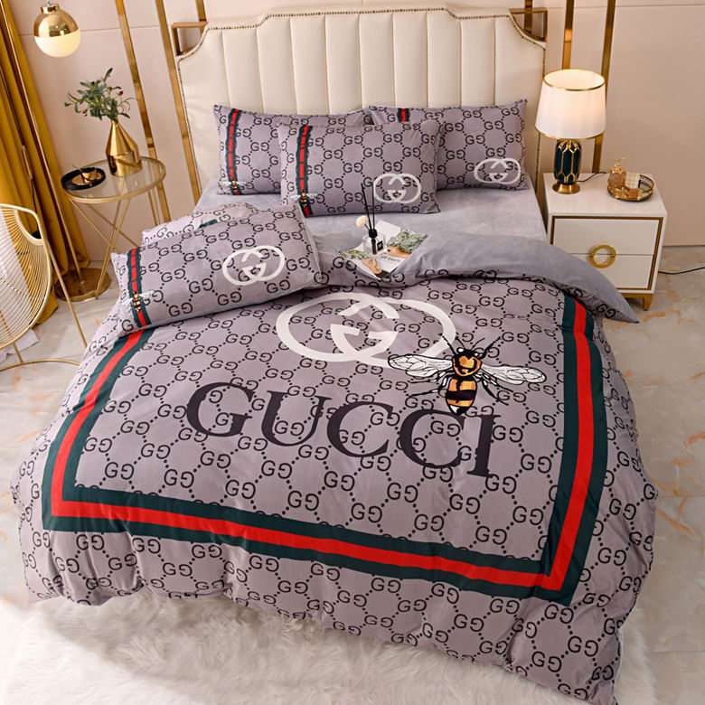Gucci 2.0x2.3m 25