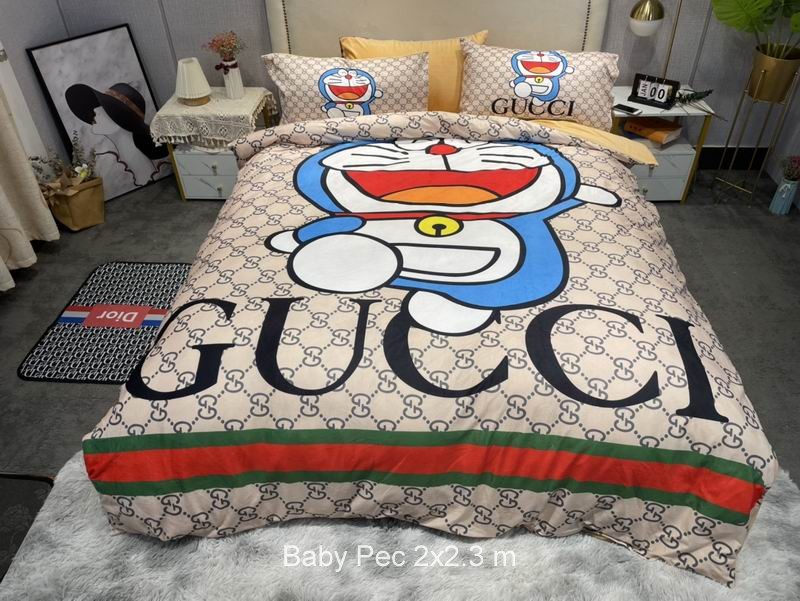 Gucci Pec 2x2.3m n06