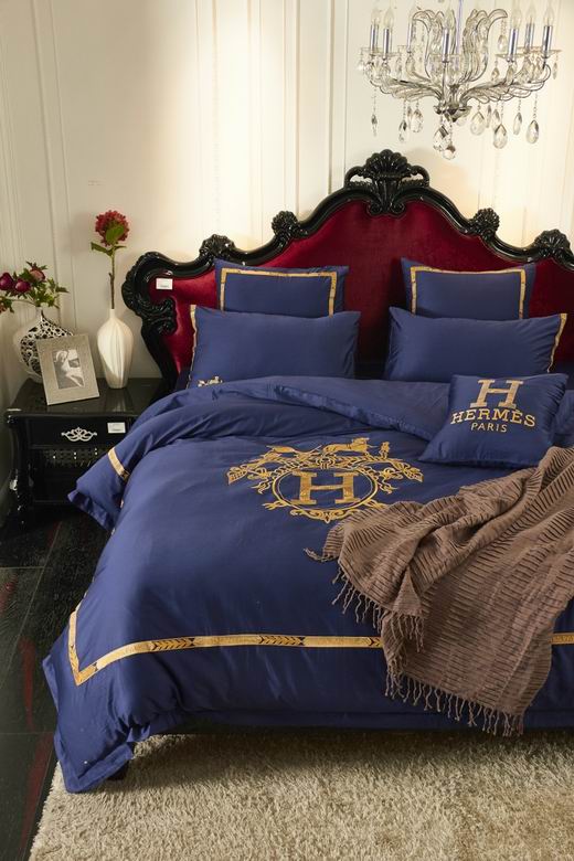 Hermes 2x2.3m Plus 2.2x2.4m 15