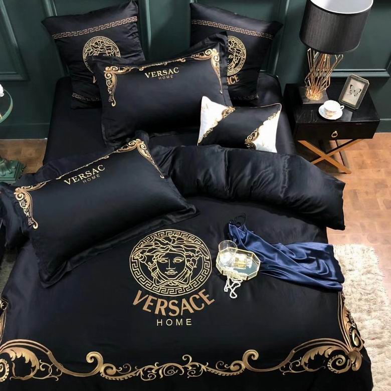 Versace 2x2.3m Plus 2.2x2.4m 19