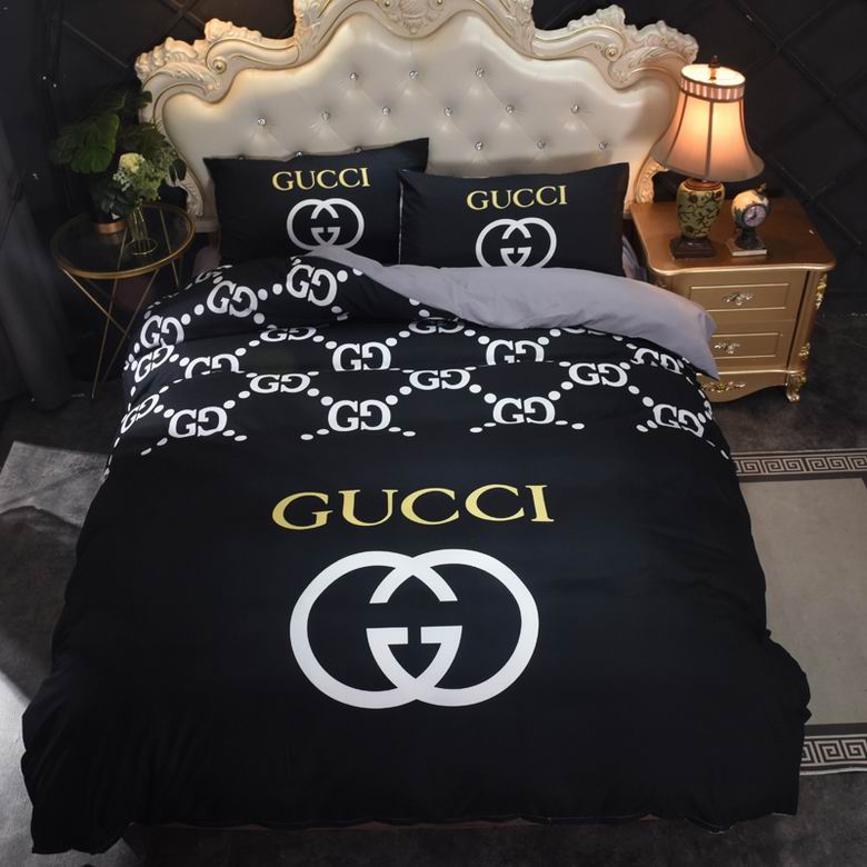 Gucci 2.0x2.3m 10