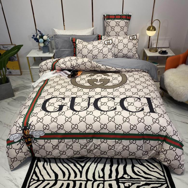 Gucci 2.0x2.3m 20