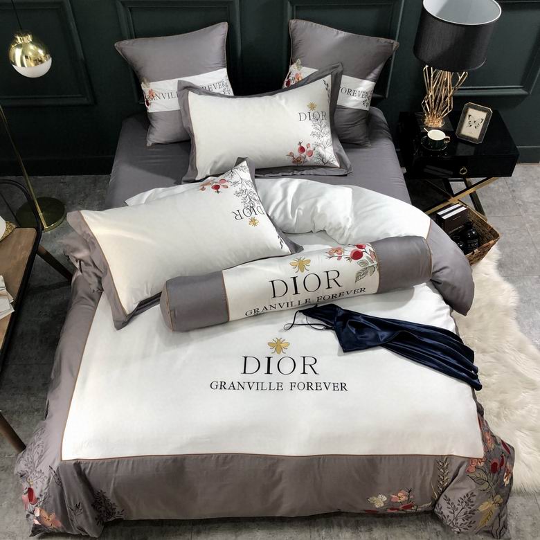 Dior 2x2.3m 2.2x2.4m 06
