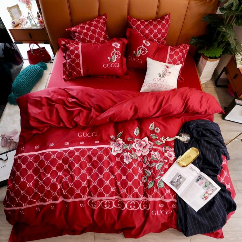 Gucci 2x2.3m 2.2x2.4m 11