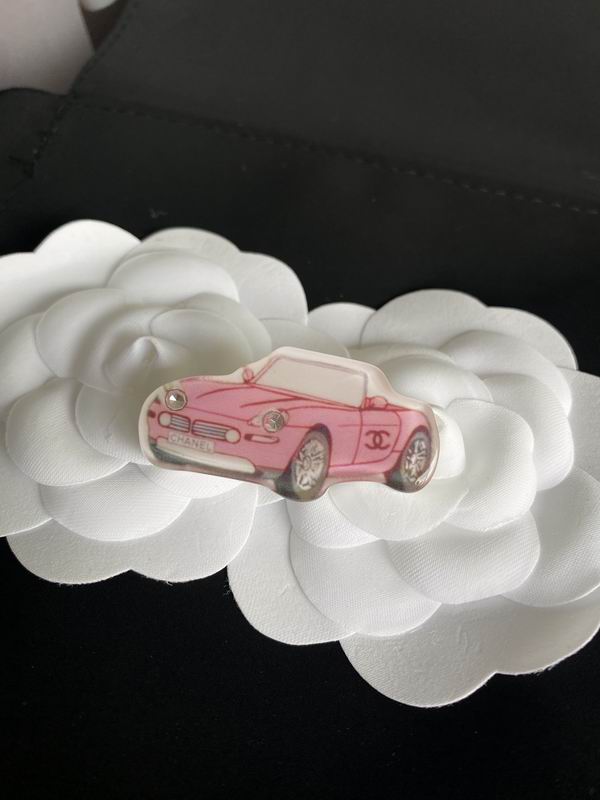 Chanel Brooch 1lyx157