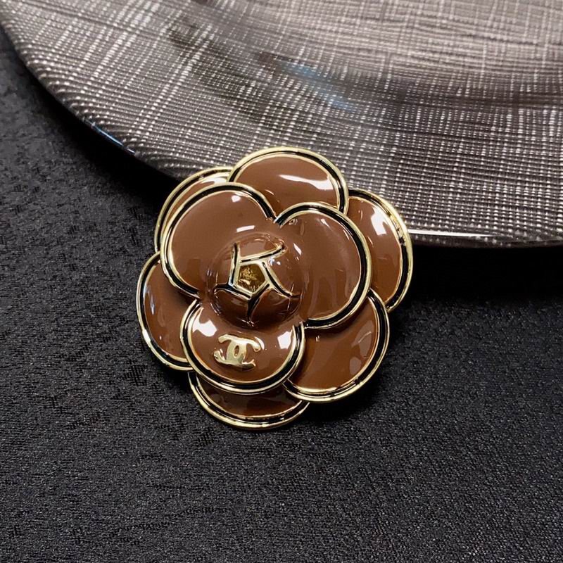 Chanel Brooch 1lyx159