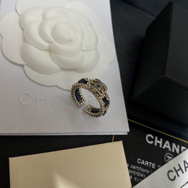 Chanel ring 1lyx24