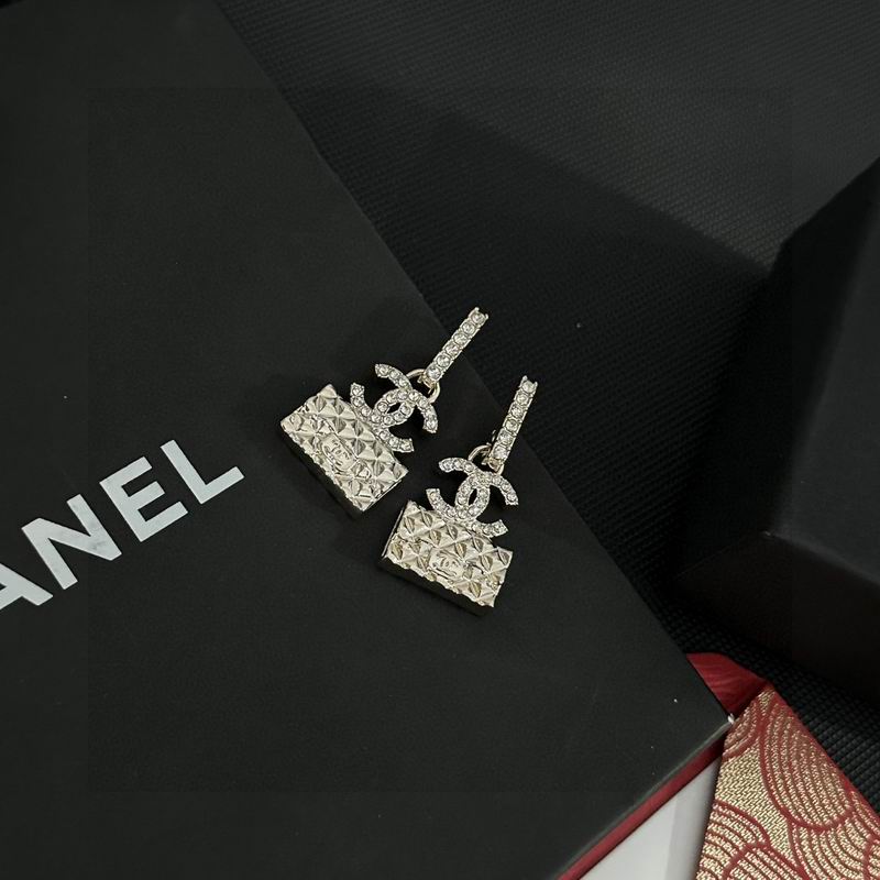Chanel earing 3lyx669