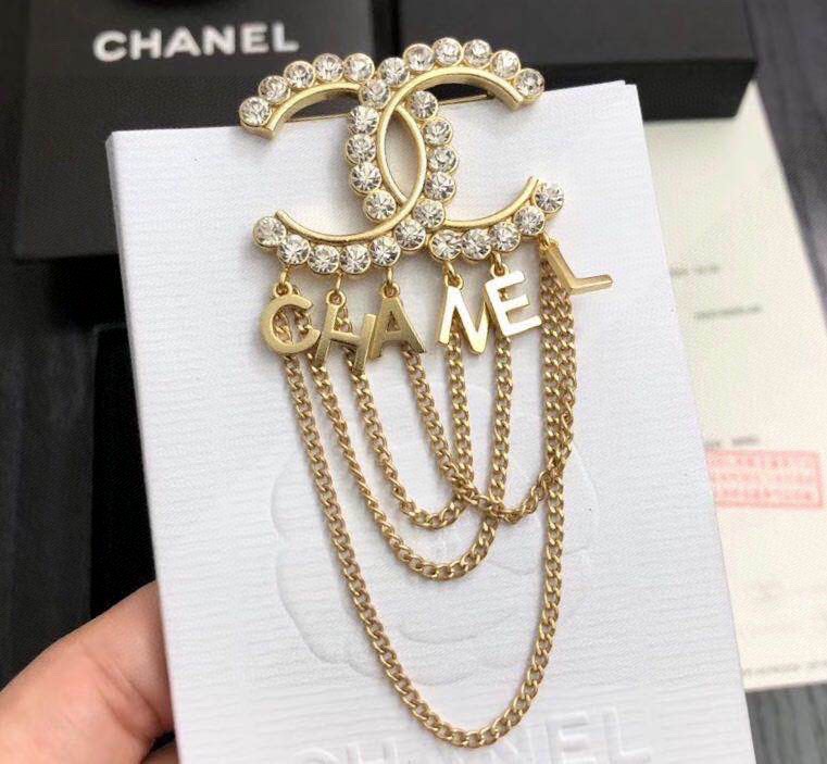 Chanel Brooch 3lyx227