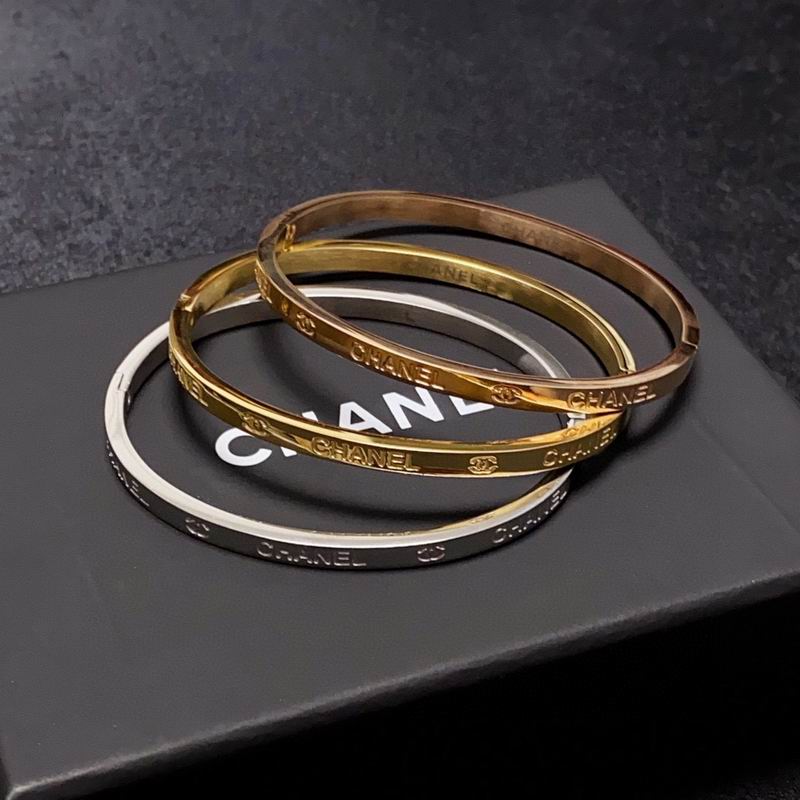 Chanel bracelet 3lyx59