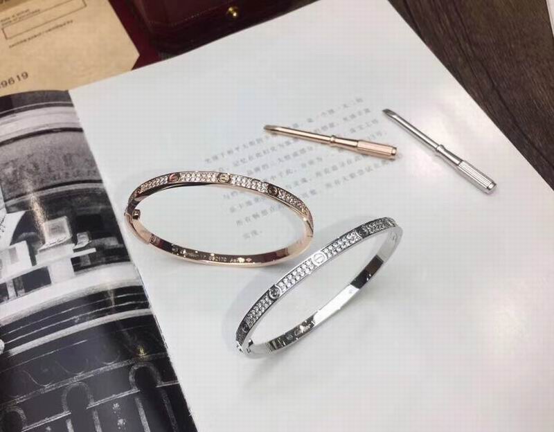 Cartier bracelet 03lyx95