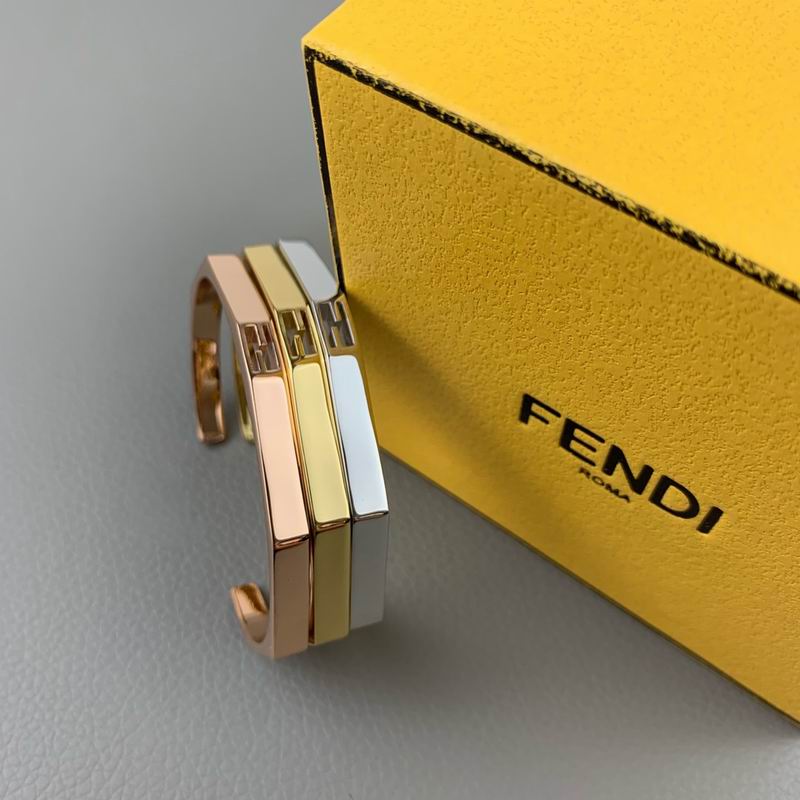 Fendi bracelet 05lyx76