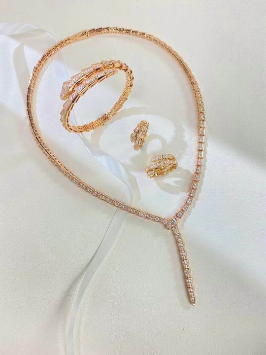 Bvlgari necklace 04lyh139