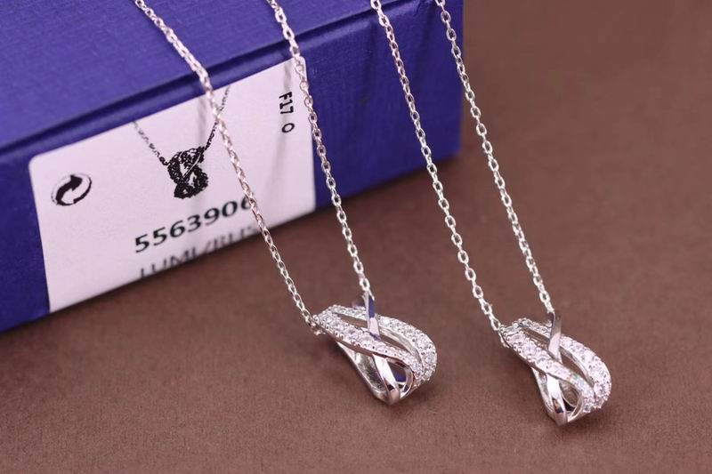 Swarovski Necklace 05lyx269