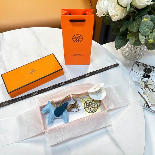 HERMES keyring 04lyh28
