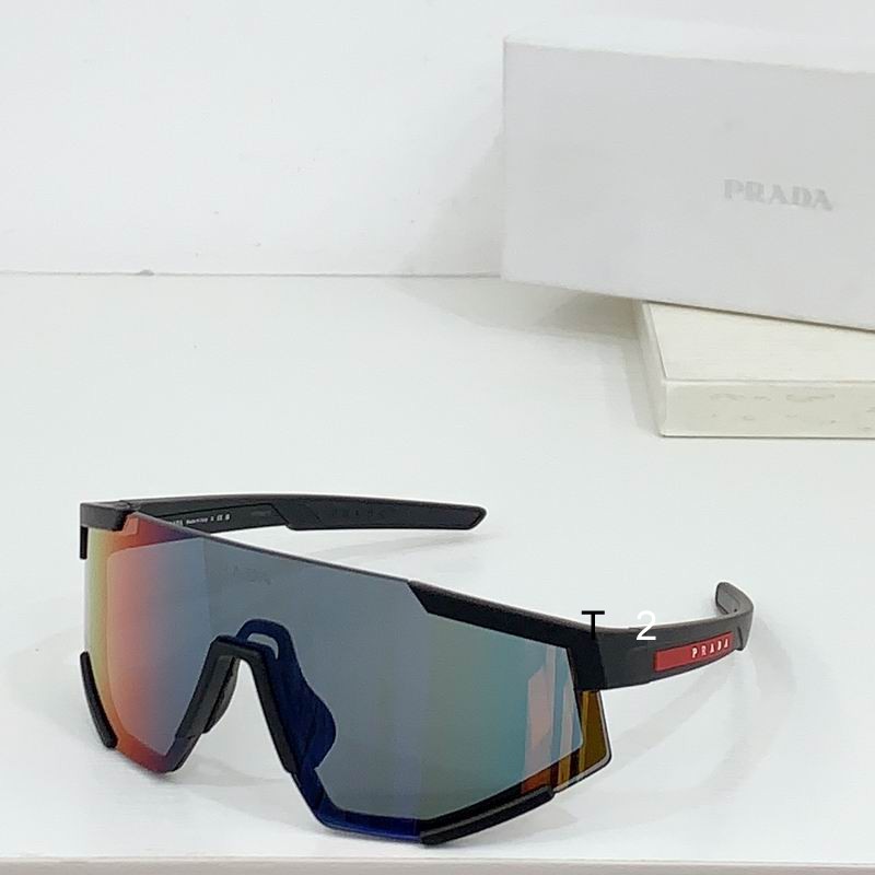 Prada  04W 130 b