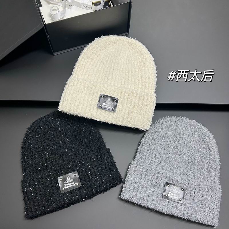 25Vivienne Westwood  hat 1215