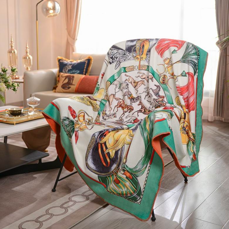 Hermes 1.5x1.5m 1.5x2.0m 1.8x2.0m 2.0x2.3m 47