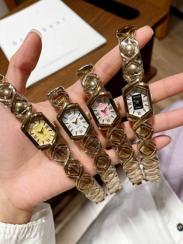 Gucci watch 110184
