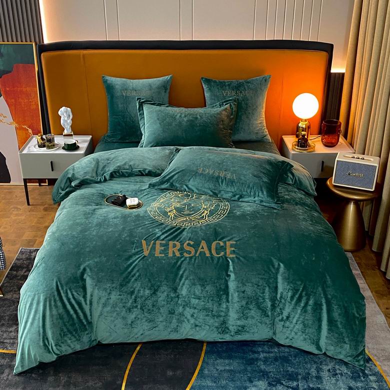 Versace 2.0x2.3m 2.2x2.4m 13