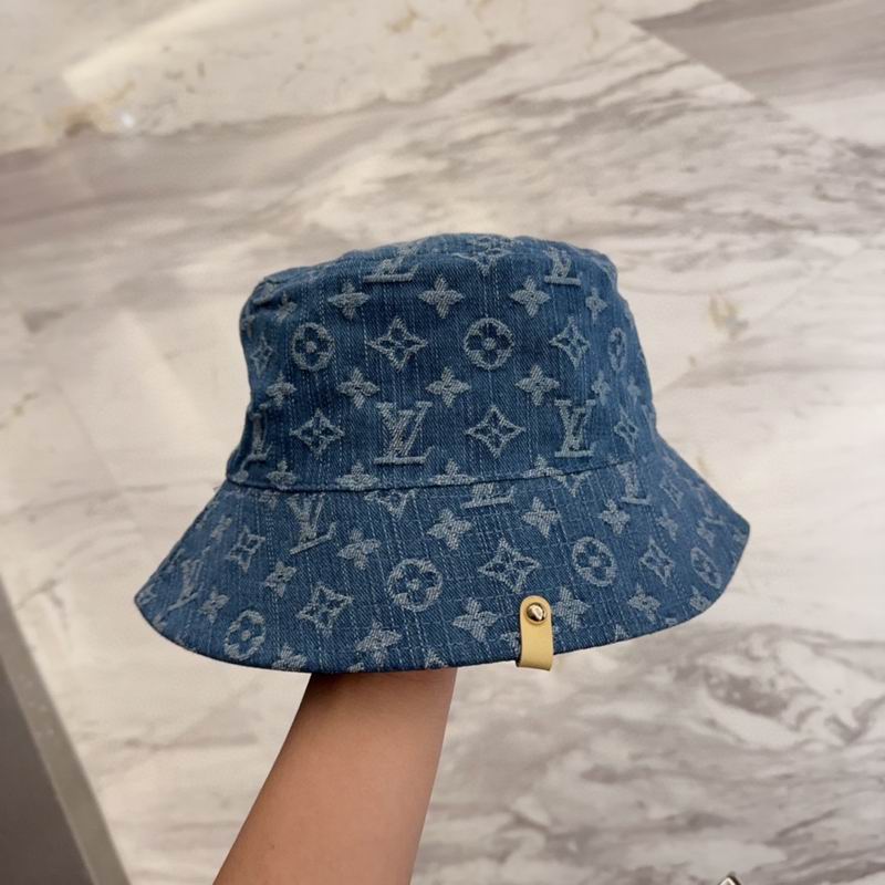 25 LV hat 1226