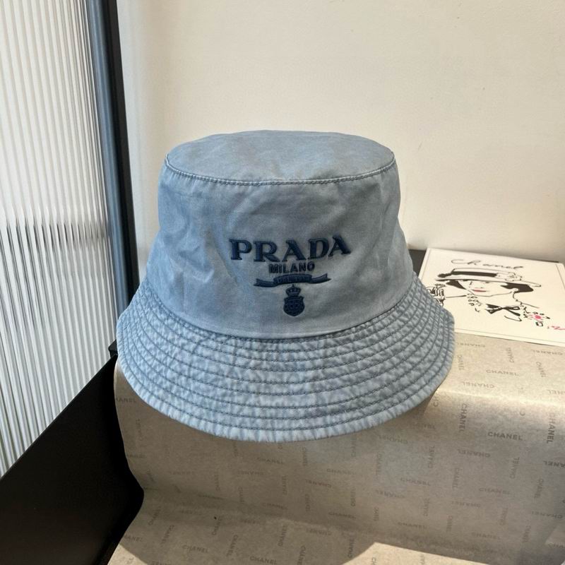 25 Prada hat 1226