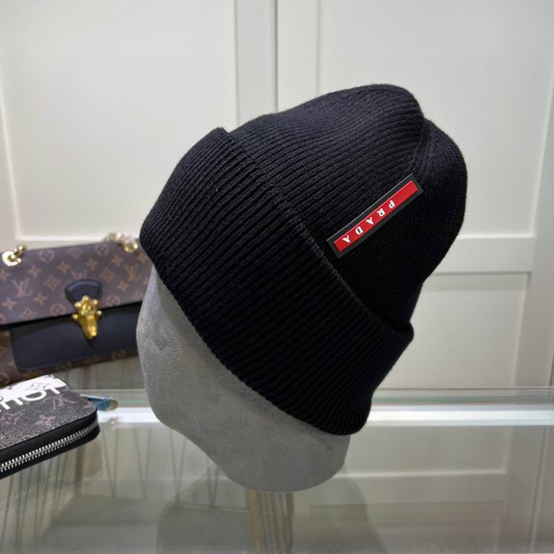 26 Prada hat 0103