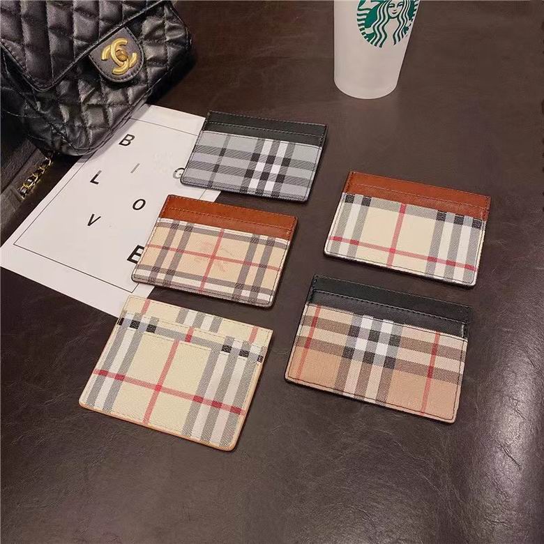 Burberry card bag 102
