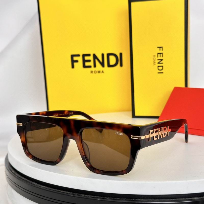Fendi Glasses smh56