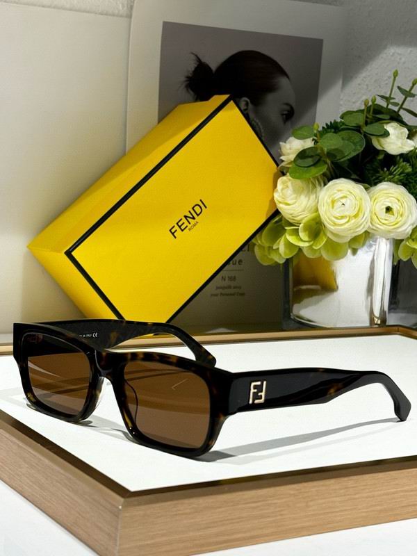 Fendi Glasses smh108
