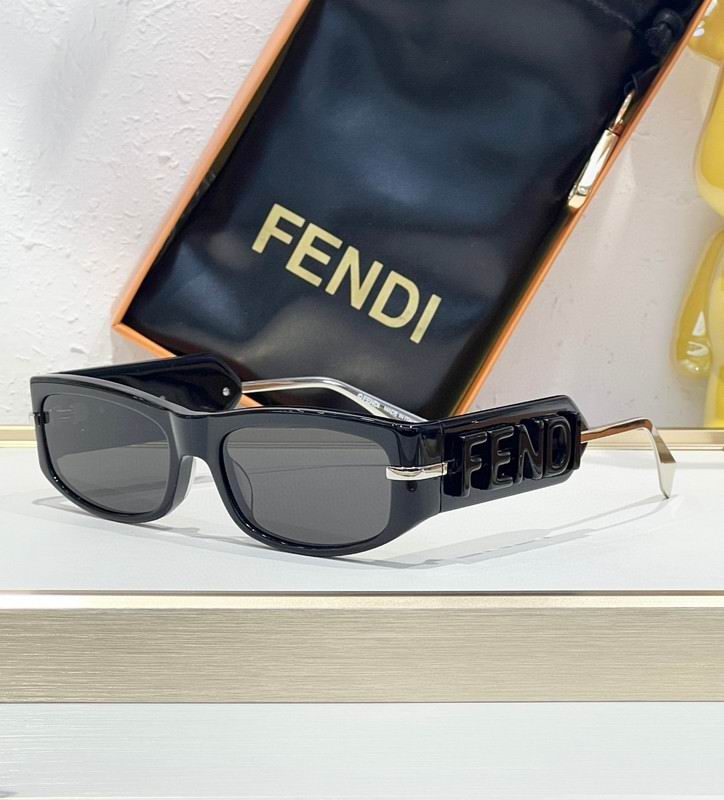 Fendi Glasses smh115