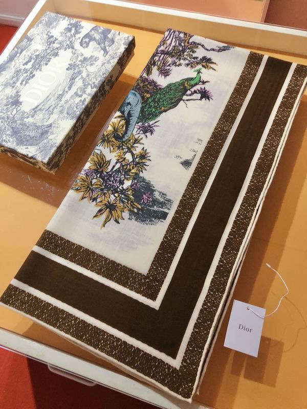 Dior silk scarf 140X140cm