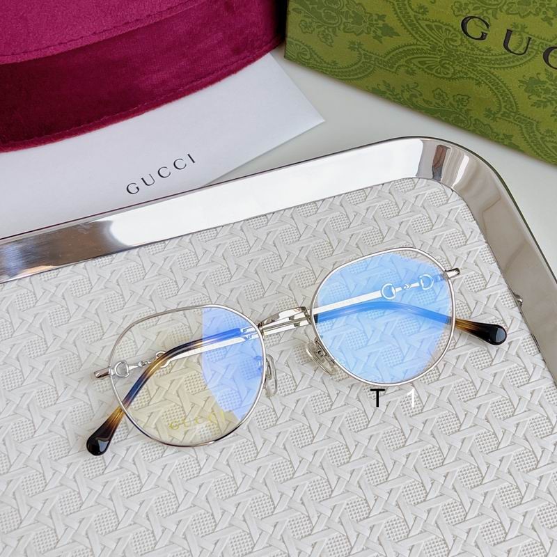 Gucci GG1336O 52 19-140 a