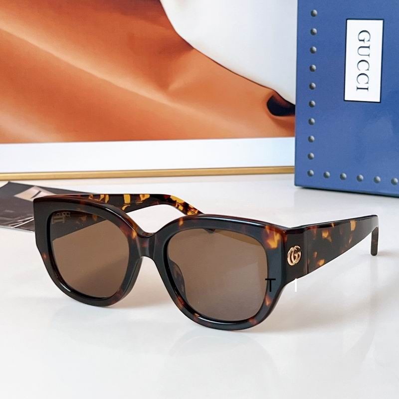 Gucci GG1599SA 52 17-145 a