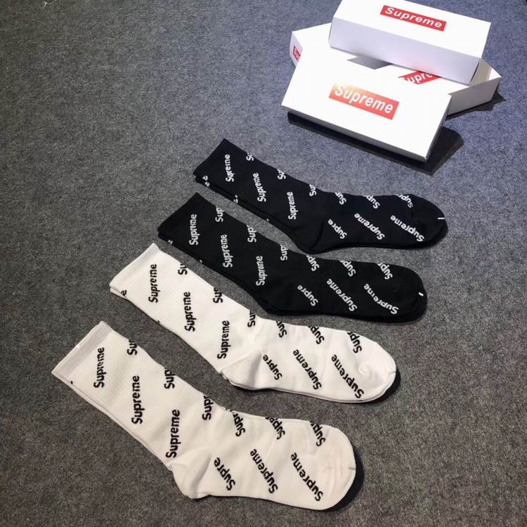 Supreme Sock 01